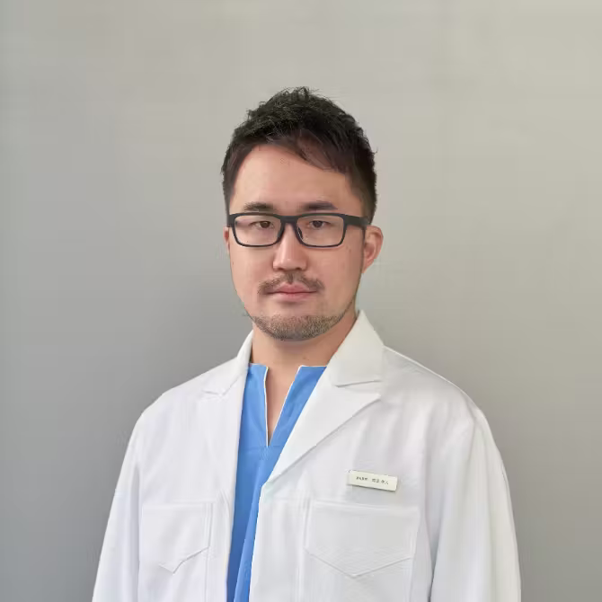 歯科医師 深見隼人